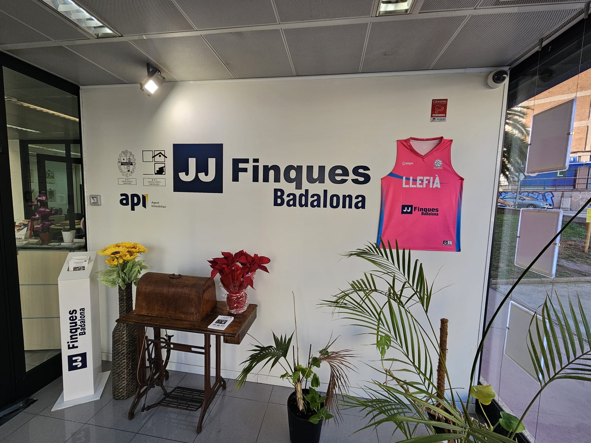 Oficina JJ Finques Badalona